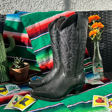 Load image into Gallery viewer, Indiana Modern Boots