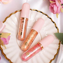 Load image into Gallery viewer, Maximizer Shiny LipGloss - Lip Plumper