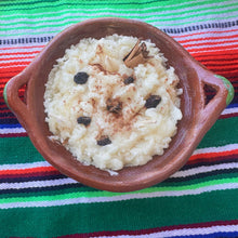 Load image into Gallery viewer, Arroz con Leche Cazuelita Candle
