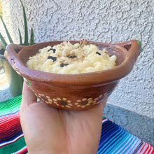 Load image into Gallery viewer, Arroz con Leche Cazuelita Candle