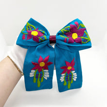 Load image into Gallery viewer, Querida XL Embroidered Bow Hair Clip