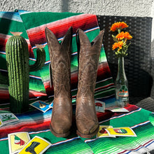 Load image into Gallery viewer, Indiana Modern Boots