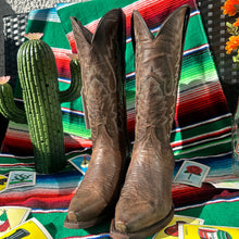 Load image into Gallery viewer, Indiana Modern Boots