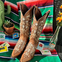 Load image into Gallery viewer, Nataly Boots