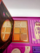 Load image into Gallery viewer, Halloween Party Eyeshadow Palette - 4 Mini Palettes