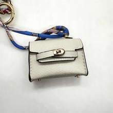 Load image into Gallery viewer, Lucía Purse Keychain