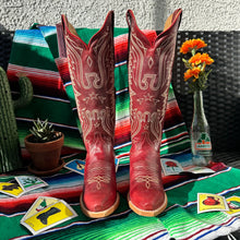 Load image into Gallery viewer, Alexia Boots