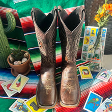 Load image into Gallery viewer, Cater Men Boots (Moka)