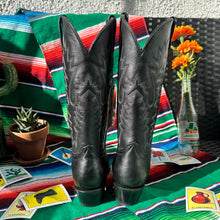 Load image into Gallery viewer, Indiana Modern Boots