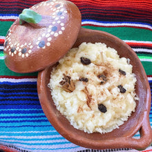 Load image into Gallery viewer, Arroz con Leche Cazuelita Candle