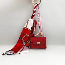 Load image into Gallery viewer, Lucía Purse Keychain