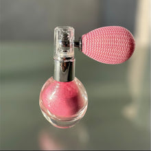 Load image into Gallery viewer, Loose Powder Highlighter Spray