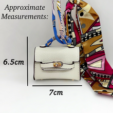 Load image into Gallery viewer, Lucía Purse Keychain
