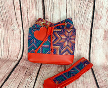 Load image into Gallery viewer, Red artisanal purse