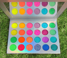 Load image into Gallery viewer, Colorful eyeshadow palette.