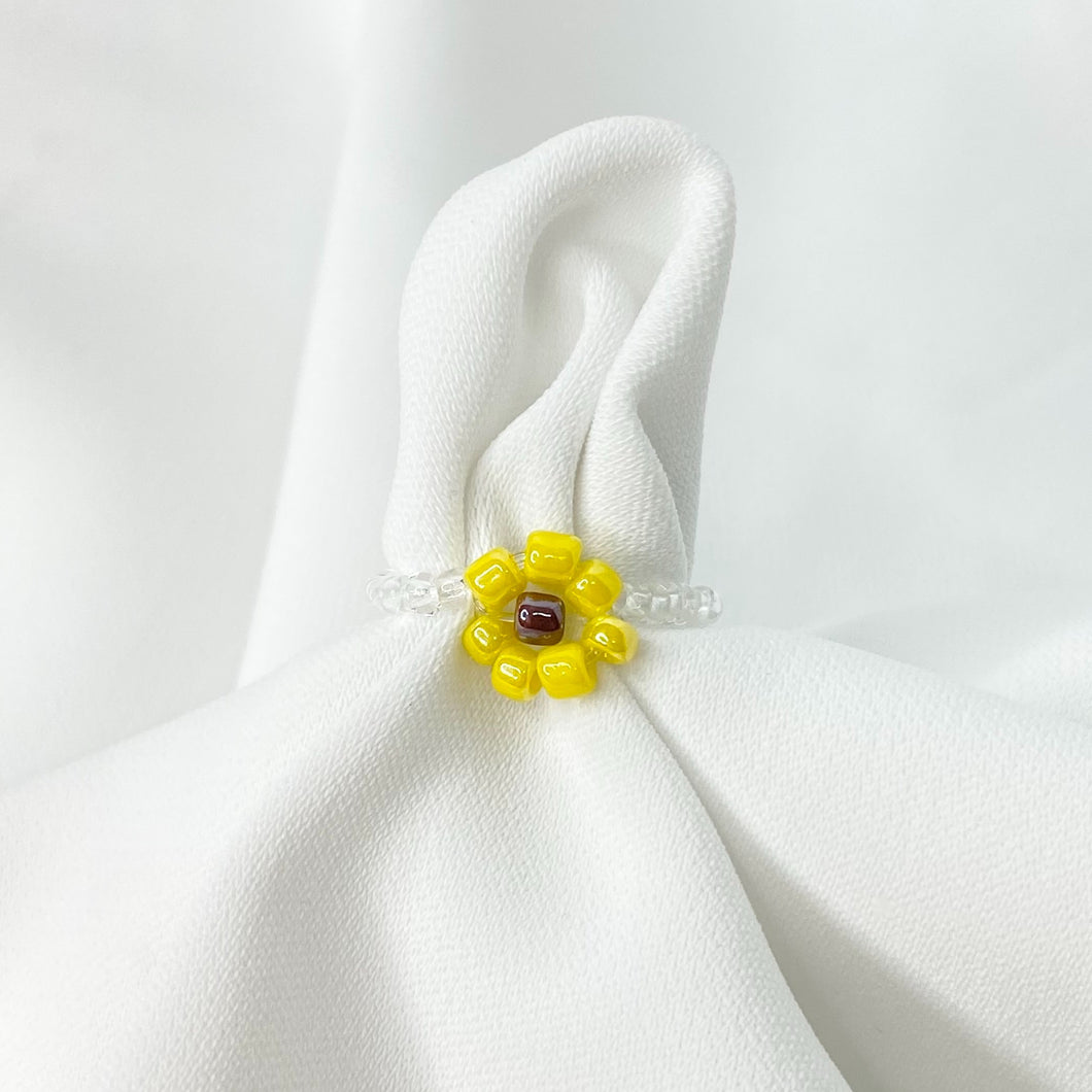Small sunflower beaded ring