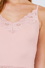 Load image into Gallery viewer, Seamless V-neck Cami Top