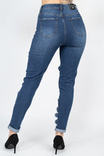 Load image into Gallery viewer, Lila Distressed Straight Leg Jeans