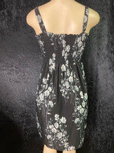 Load image into Gallery viewer, Black and White Floral Dress