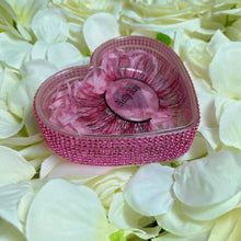 Load image into Gallery viewer, Passion - 3D Mink Eyelashes