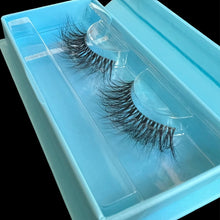 Load image into Gallery viewer, Bubbles Eyelashes - Clear Band