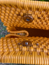 Load image into Gallery viewer, Aida Urban Recta Handwoven Bag