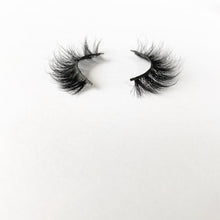 Load image into Gallery viewer, Big Deal - 3D Mink Eyelashes