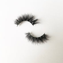 Load image into Gallery viewer, Big Deal - 3D Mink Eyelashes