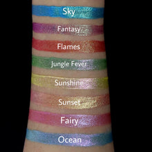 Load image into Gallery viewer, Shimmer Eyeliners