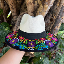 Load image into Gallery viewer, Garden Of Flowers Embroidered Sombrero