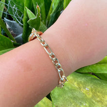 Load image into Gallery viewer, Watch Your Back Evil Eye Bracelet