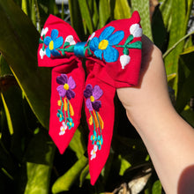 Load image into Gallery viewer, Querida XL Embroidered Bow Hair Clip