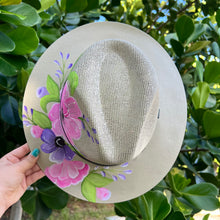 Load image into Gallery viewer, Angela Flower Sombrero