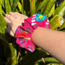 Load image into Gallery viewer, Itzel Embroidered Scrunchie