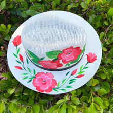 Load image into Gallery viewer, Lover Flowers Sombrero