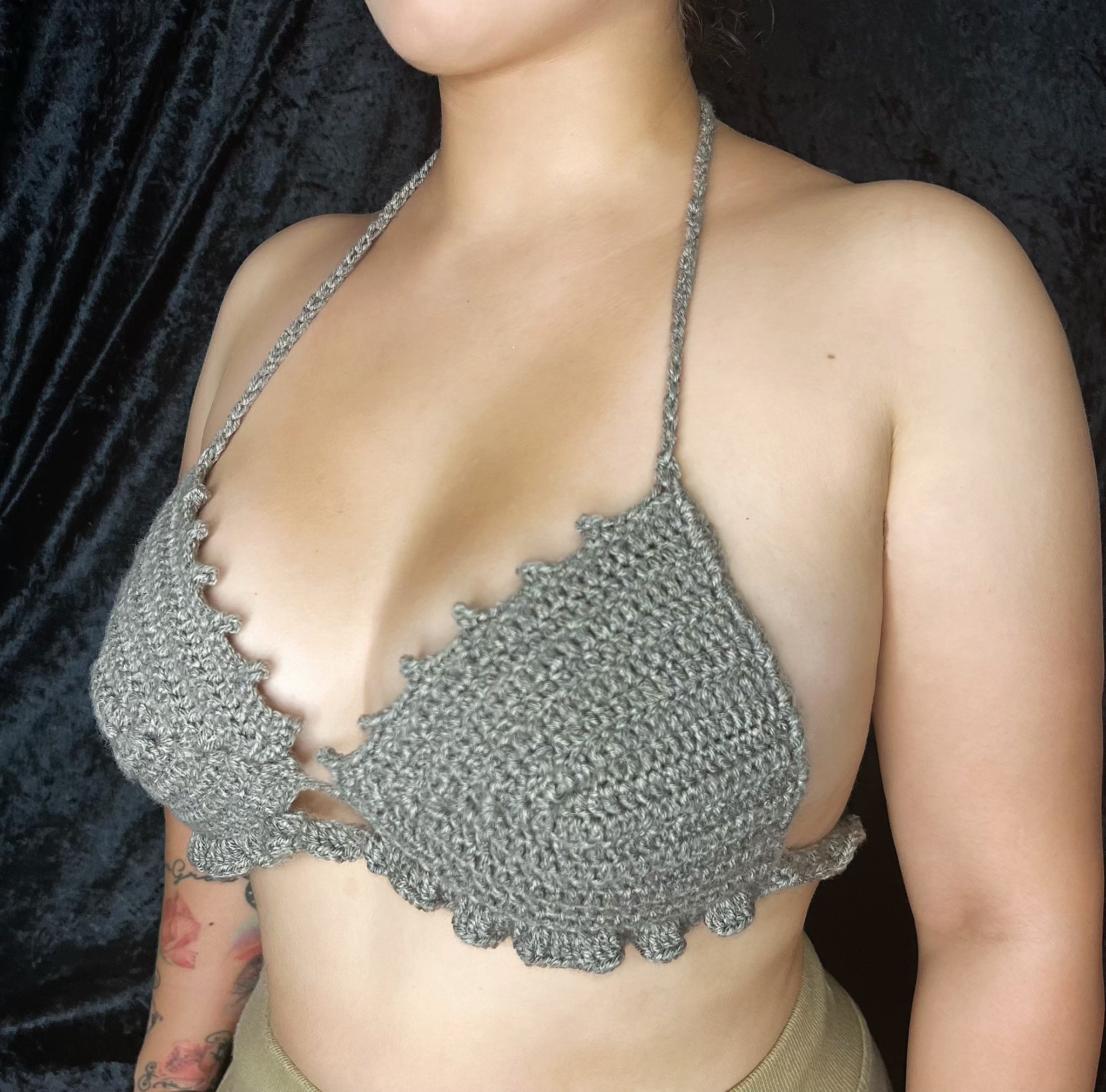 Crochet Ruffle Bralette - Handmade – NellyNay