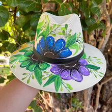 Load image into Gallery viewer, Flower Love Sombrero