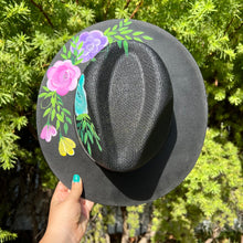 Load image into Gallery viewer, Dream Of Flowers Sombrero